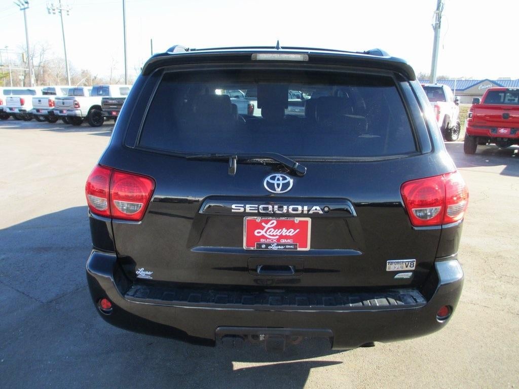 2015 Toyota Sequoia SR5