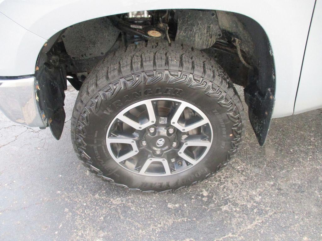 2018 Toyota Tundra Limited 5.7L V8
