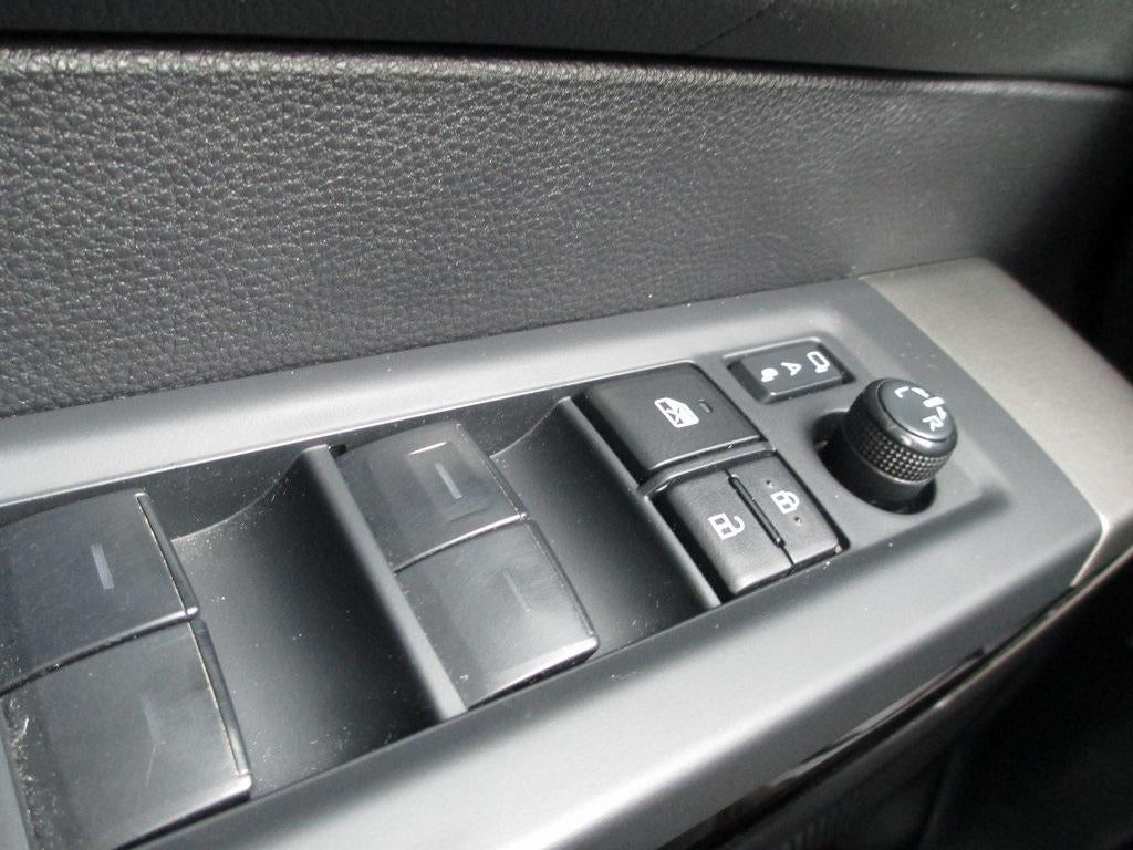 2023 Toyota Tundra 4WD Limited Hybrid