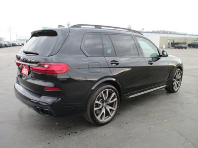 2022 BMW X7 M50i