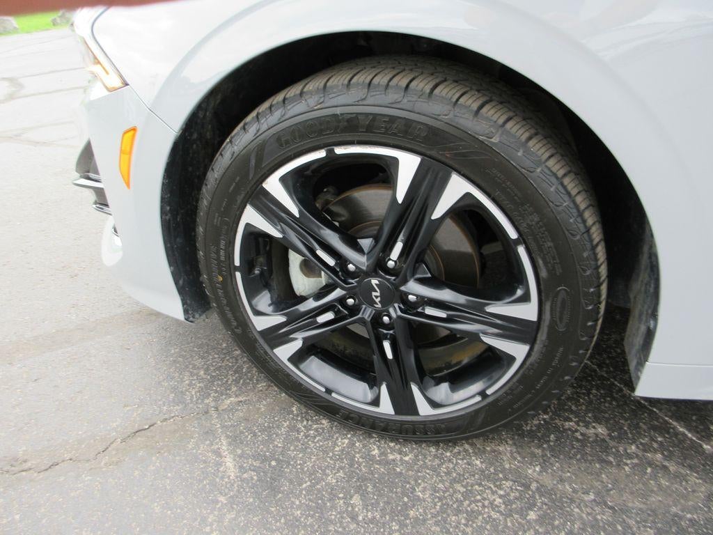 2024 Kia K5 GT-Line