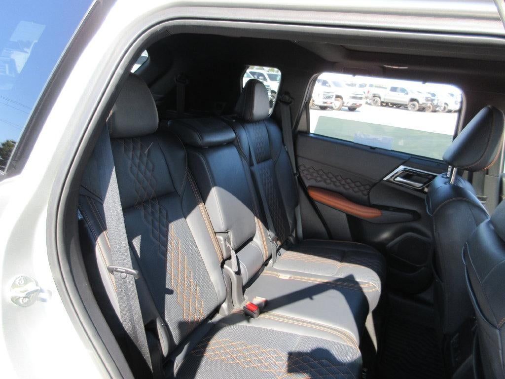 2023 Mitsubishi Outlander SEL 2.5 S-AWC