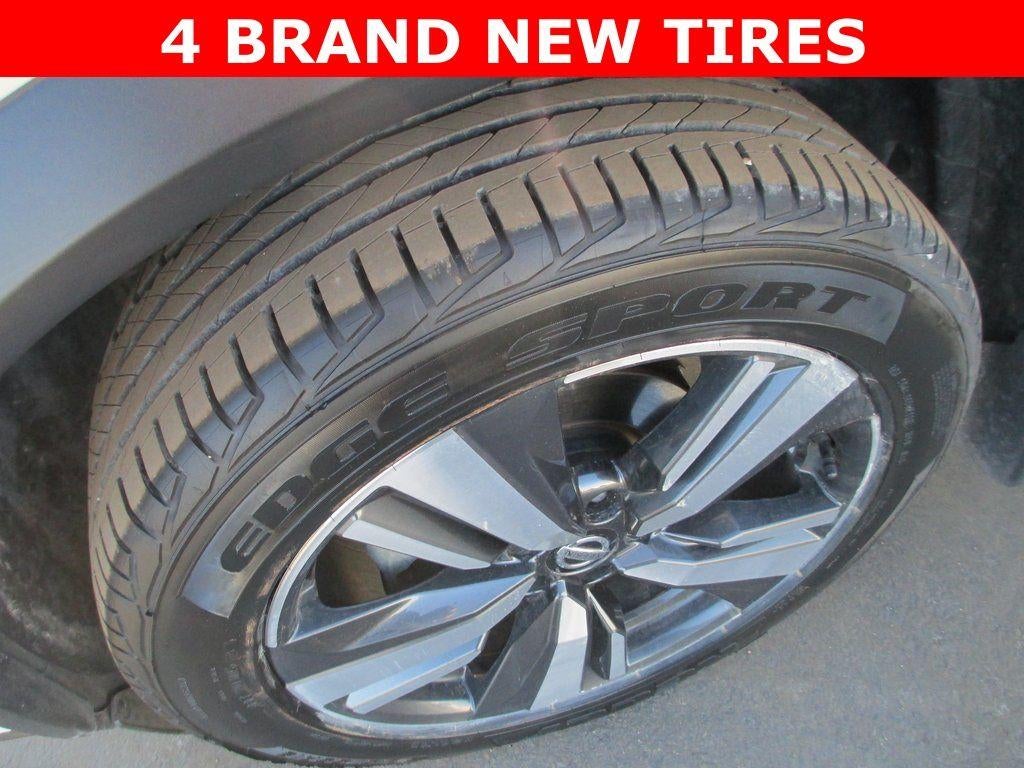 2021 Nissan Rogue SL