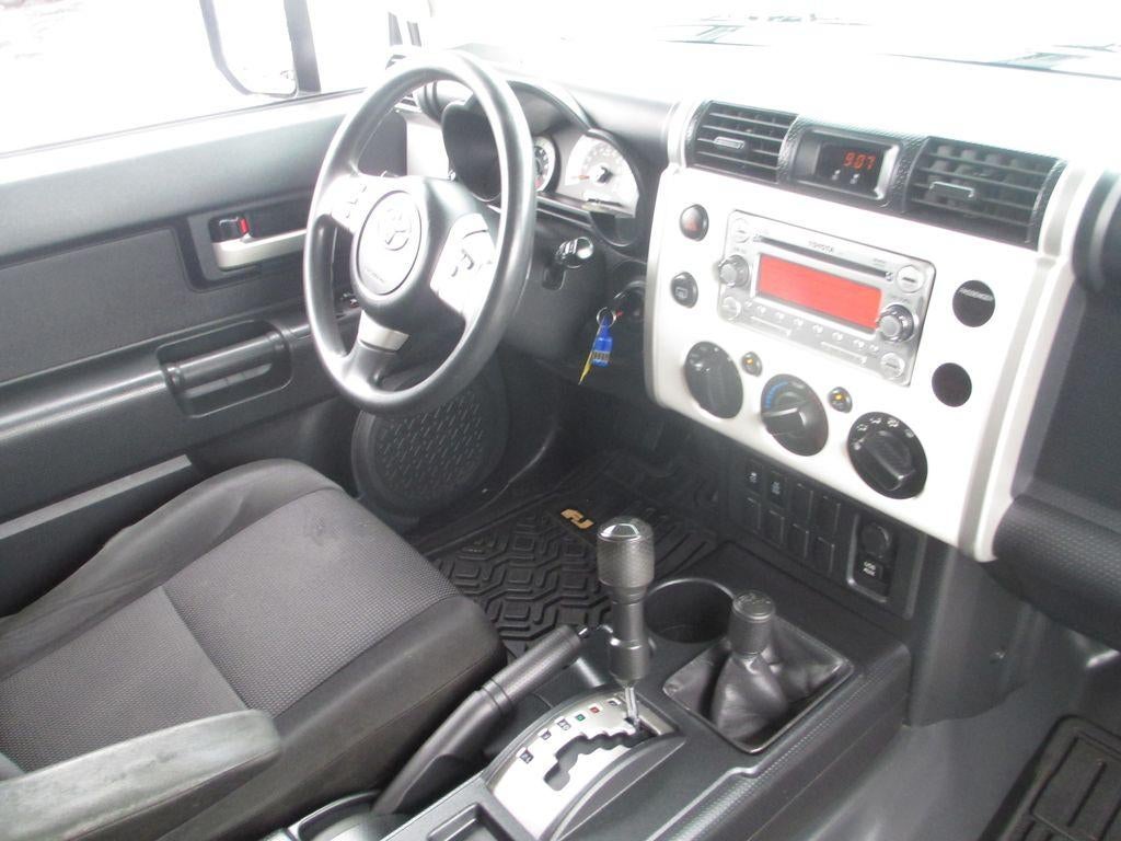 2011 Toyota FJ Cruiser Base