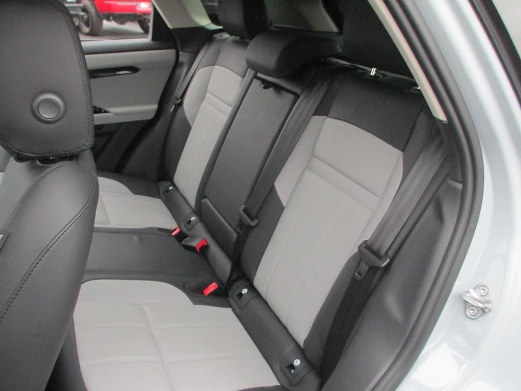 2025 Land Rover Range Rover Evoque Dynamic SE