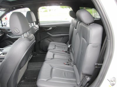 2023 Audi Q7 Premium 55 TFSI quattro Tiptronic