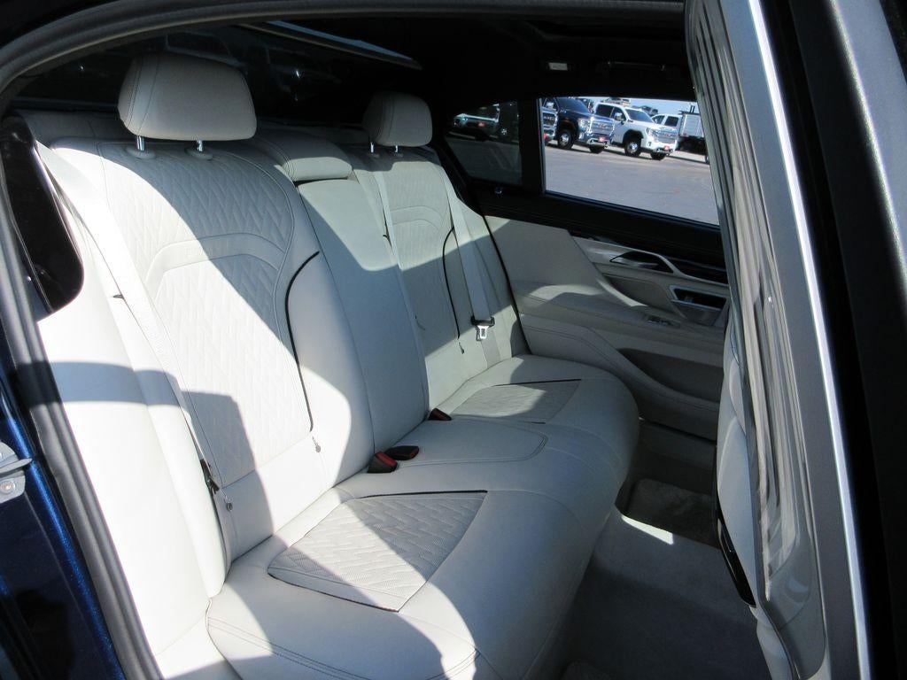 2020 BMW 745e xDrive iPerformance