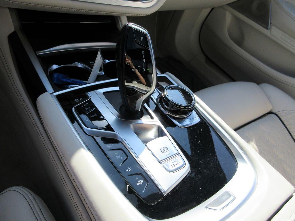2020 BMW 745e xDrive iPerformance