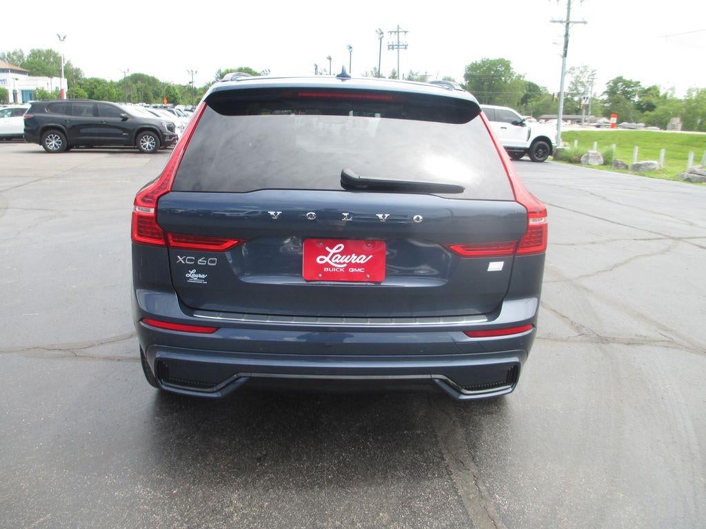 2024 Volvo XC60 Recharge Plug-In Hybrid T8 Ultimate Dark Theme