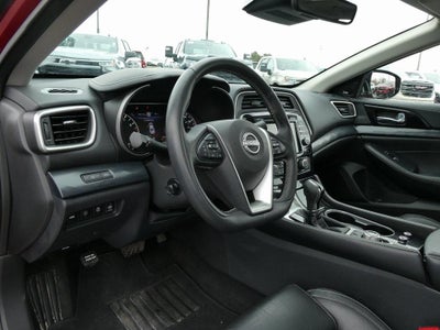 2023 Nissan Maxima Platinum