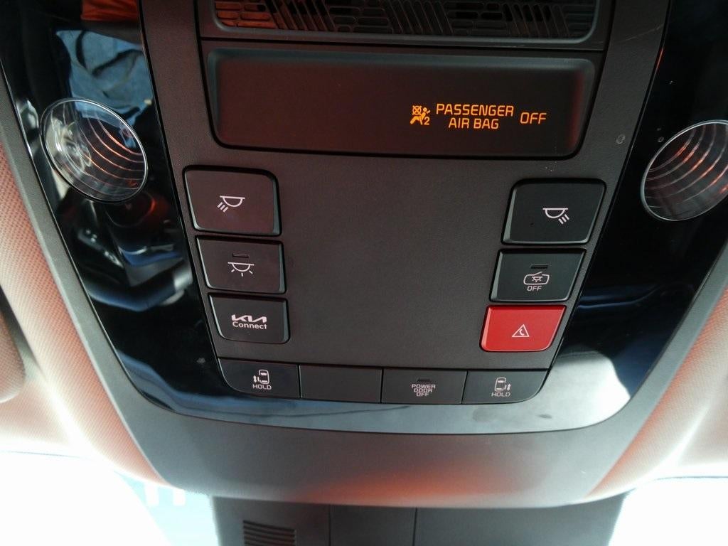 2025 Kia Carnival LXS