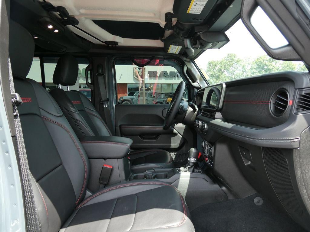 2025 Jeep Wrangler Rubicon X 4 Door 4x4