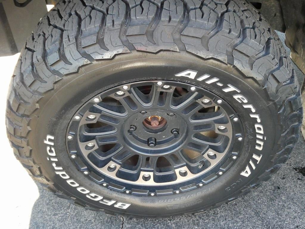 2016 RAM 1500 4WD Crew Cab 5.7 Ft Box Rebel