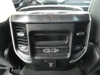2020 RAM 1500 Big Horn 4x4 Crew Cab 5'7" Box