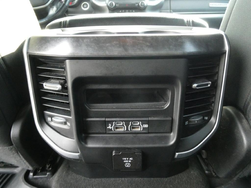 2020 RAM 1500 Big Horn 4x4 Crew Cab 5'7" Box