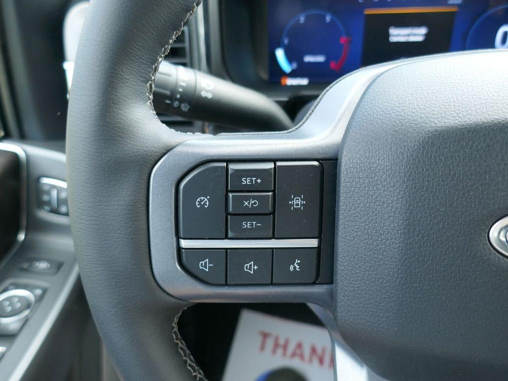 2026 Ford Super Duty F-550 DRW LARIAT 4WD Crew Cab 179" WB 60" CA