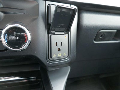 2026 Ford Super Duty F-550 DRW LARIAT 4WD Crew Cab 179" WB 60" CA