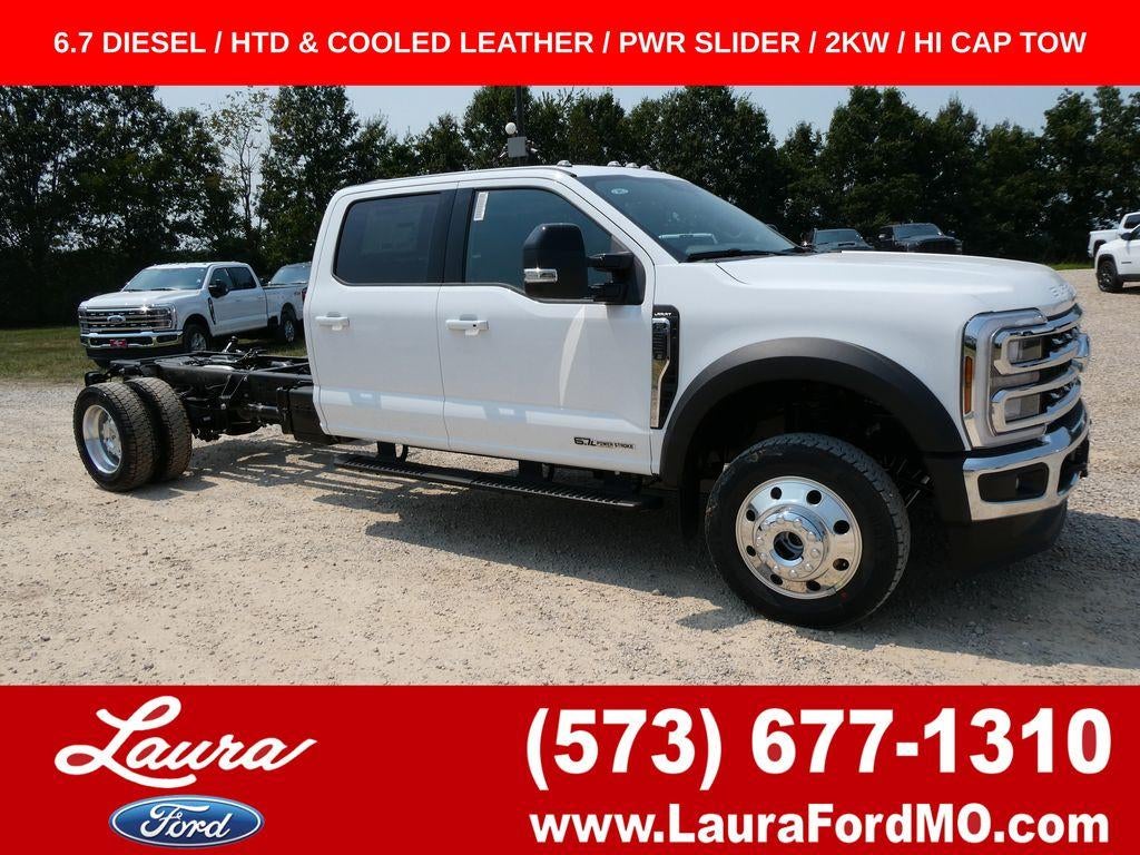 2026 Ford Super Duty F-550 DRW LARIAT 4WD Crew Cab 179" WB 60" CA