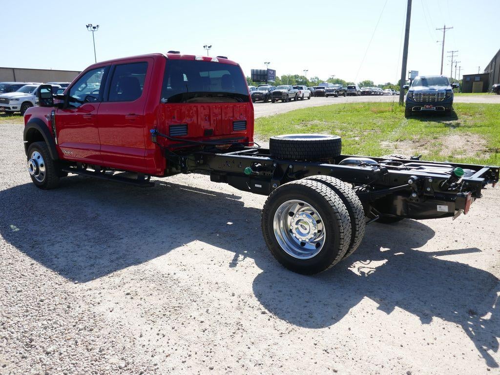 2026 Ford Super Duty F-550 DRW XL 4WD Crew Cab 179" WB 60" CA