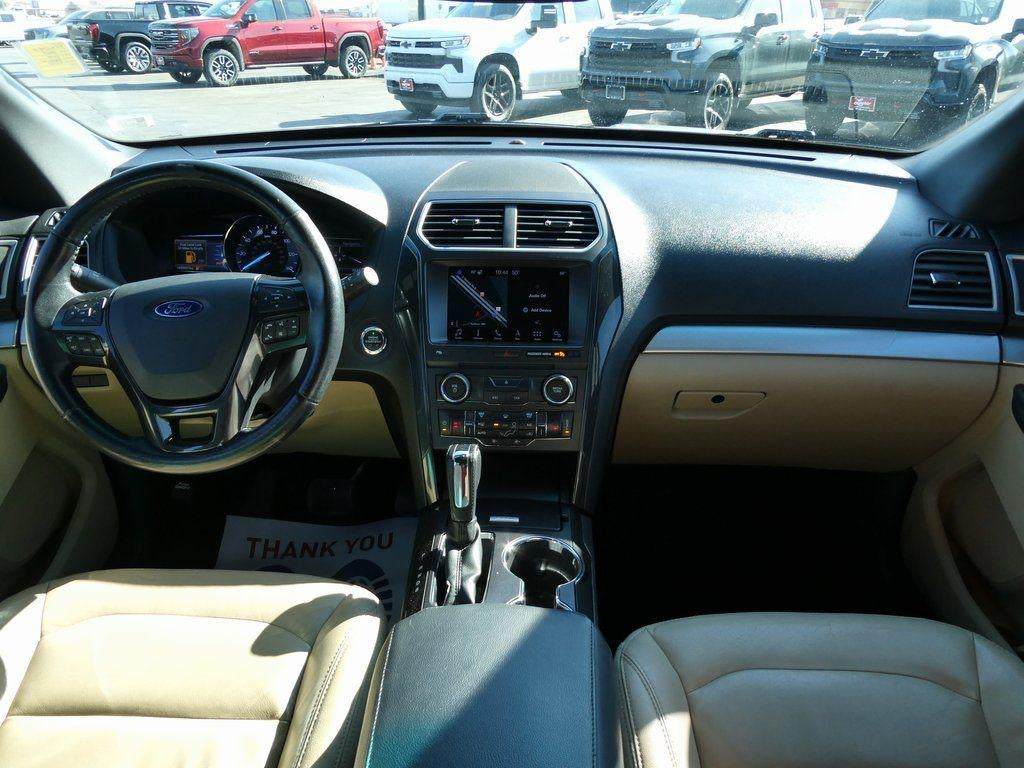 2017 Ford Explorer XLT FWD