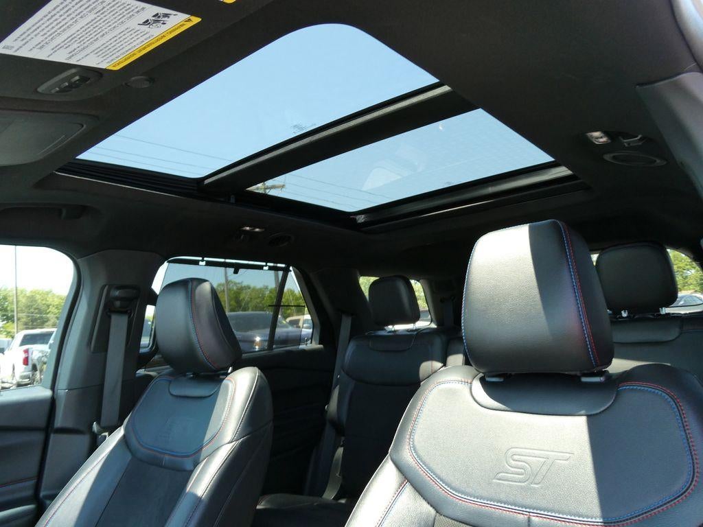 2024 Ford Explorer ST 4WD