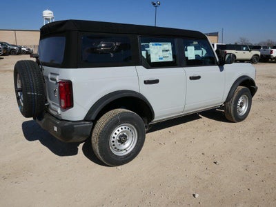 2026 Ford Bronco Base 4 Door 4x4