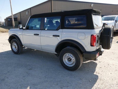 2026 Ford Bronco Base 4 Door 4x4