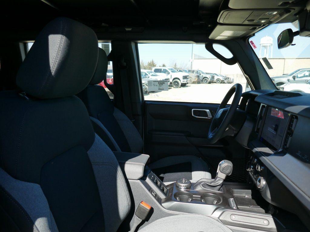 2026 Ford Bronco Base 4 Door 4x4