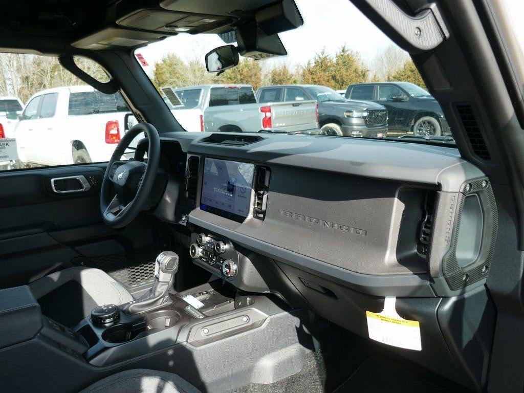 2026 Ford Bronco Base 4 Door 4x4