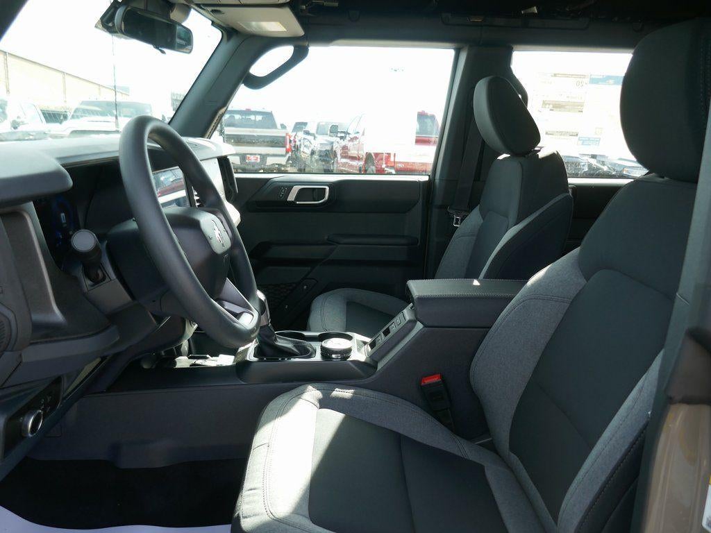 2026 Ford Bronco Base 4 Door 4x4