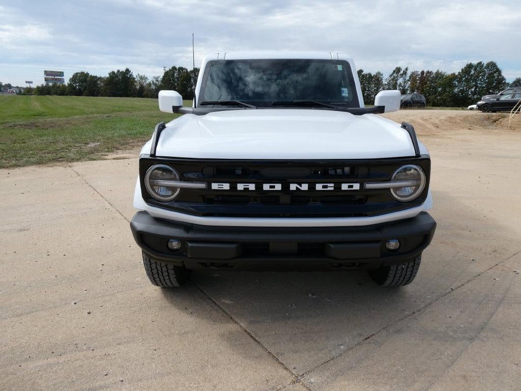2026 Ford Bronco Outer Banks 4 Door 4x4