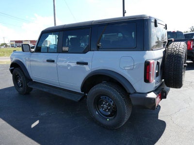 2026 Ford Bronco Outer Banks 4 Door 4x4