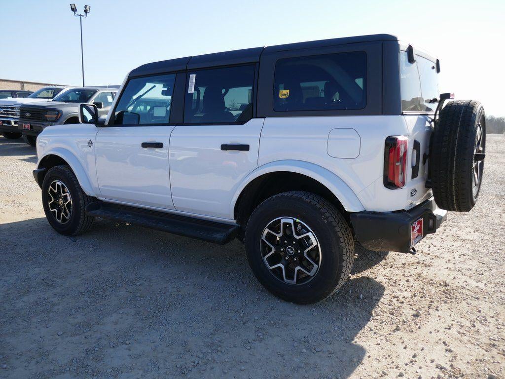 2026 Ford Bronco Outer Banks 4 Door 4x4