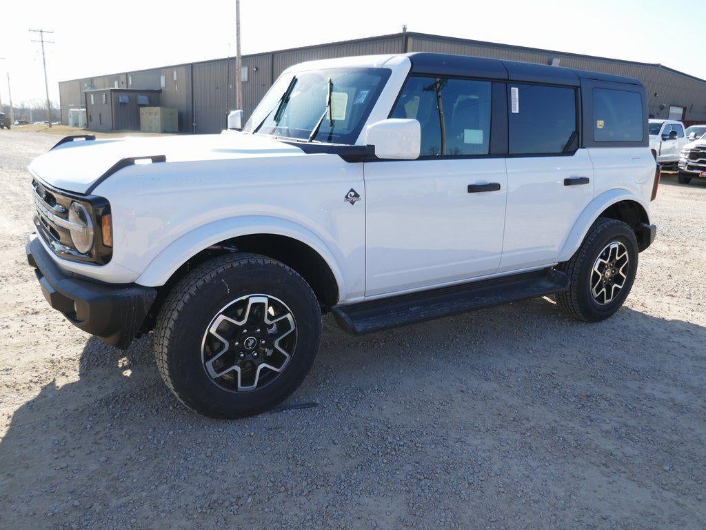 2026 Ford Bronco Outer Banks 4 Door 4x4