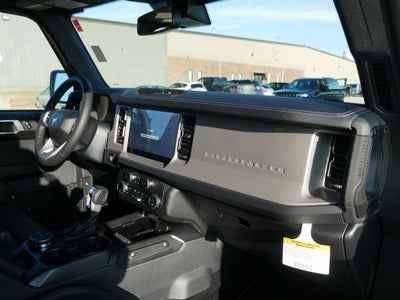 2025 Ford Bronco Outer Banks 4 Door 4x4