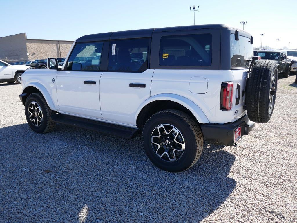 2026 Ford Bronco Outer Banks 4 Door 4x4