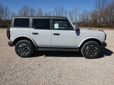 2026 Ford Bronco Outer Banks 4 Door 4x4