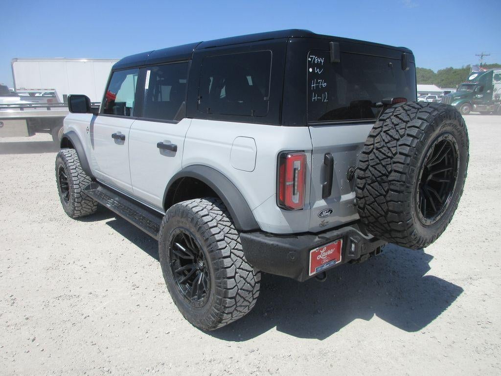 2026 Ford Bronco Outer Banks 4 Door 4x4