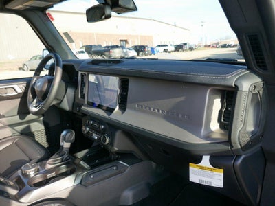 2025 Ford Bronco Outer Banks 4 Door 4x4