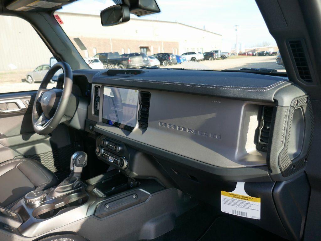 2025 Ford Bronco Outer Banks 4 Door 4x4