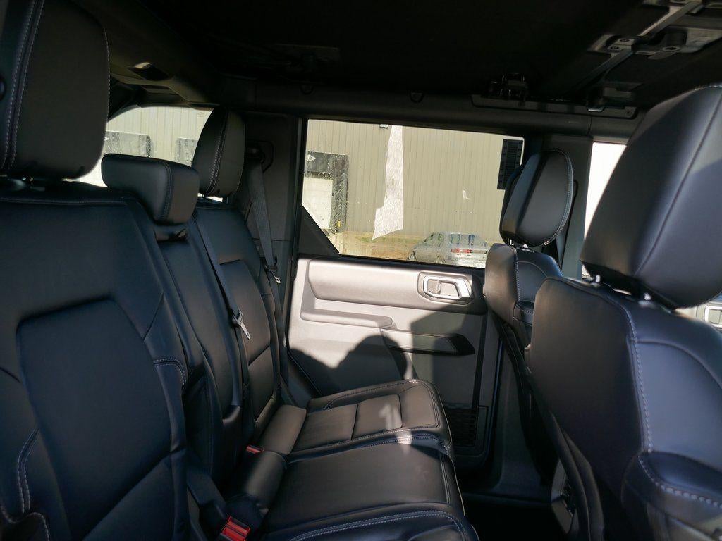 2025 Ford Bronco Outer Banks 4 Door 4x4