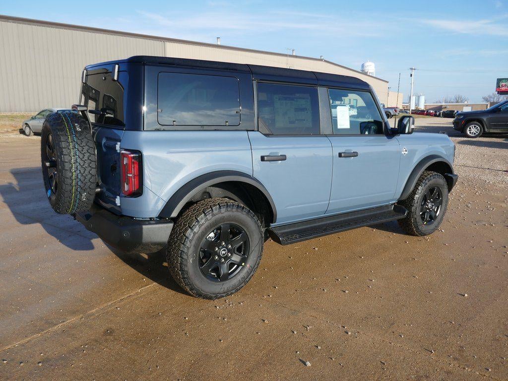 2025 Ford Bronco Outer Banks 4 Door 4x4
