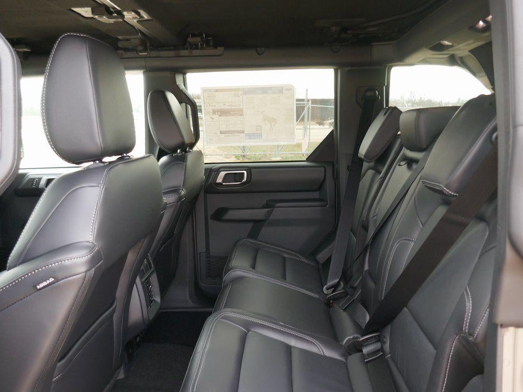 2025 Ford Bronco Outer Banks 4 Door 4x4