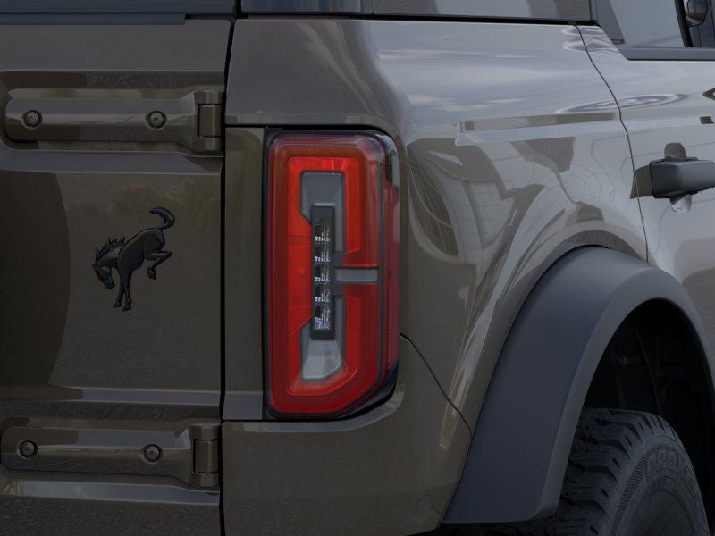 2025 Ford Bronco Outer Banks 4 Door 4x4