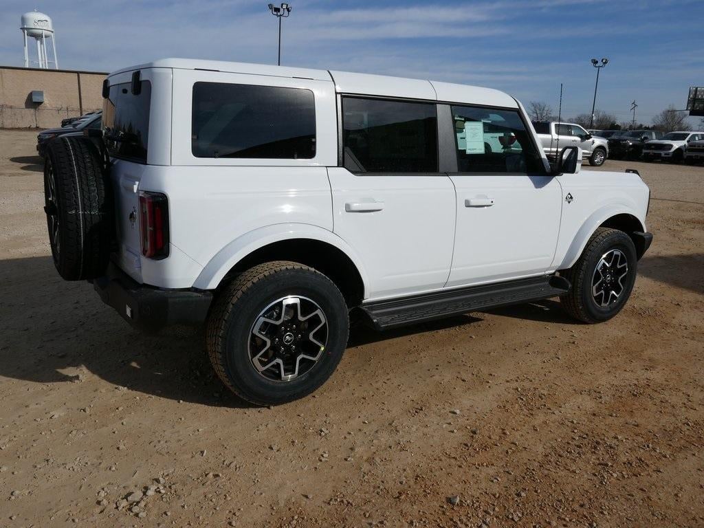 2025 Ford Bronco Outer Banks 4 Door 4x4