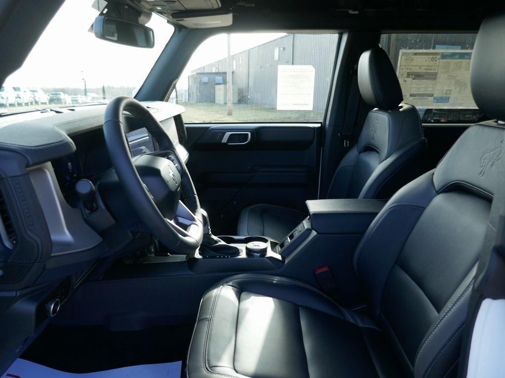 2025 Ford Bronco Outer Banks 4 Door 4x4