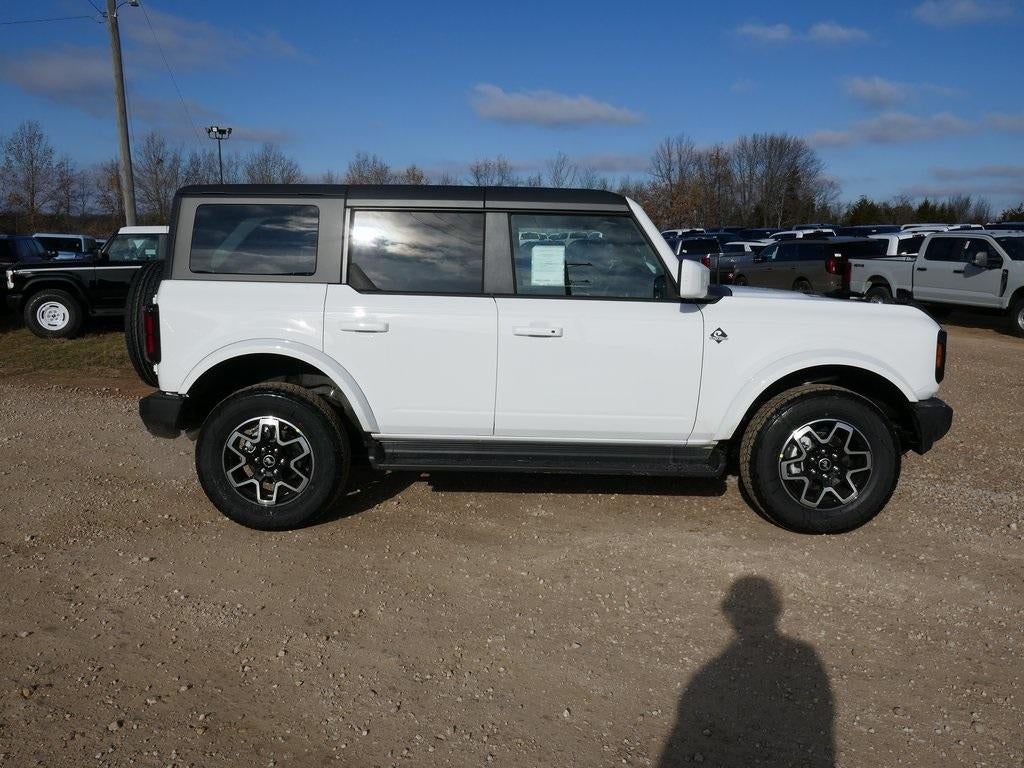 2025 Ford Bronco Outer Banks 4 Door 4x4