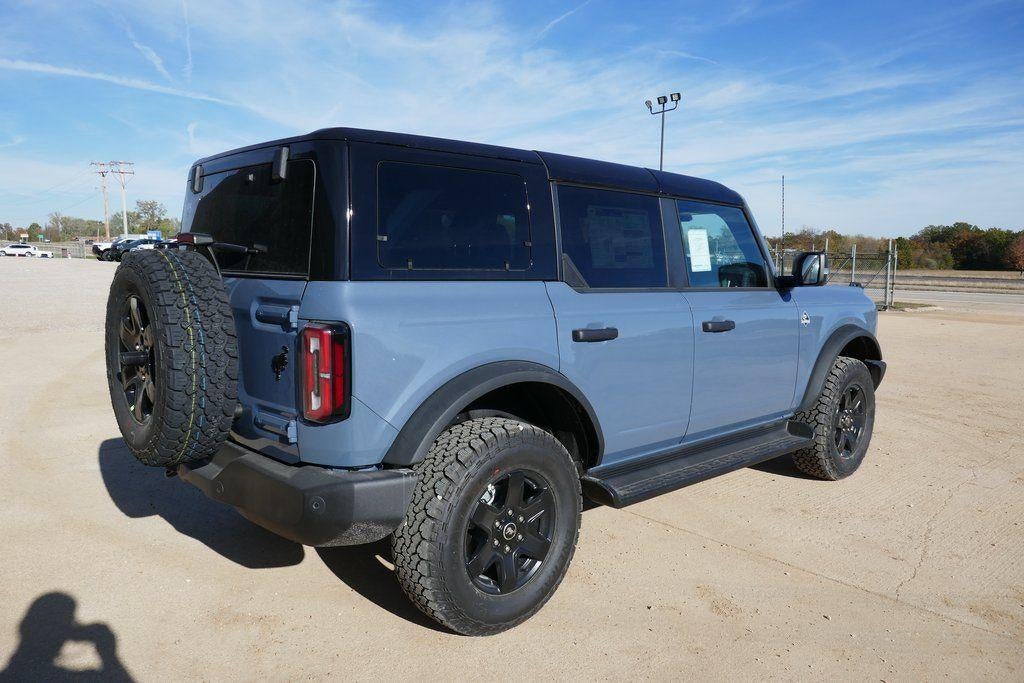 2025 Ford Bronco Outer Banks 4 Door 4x4