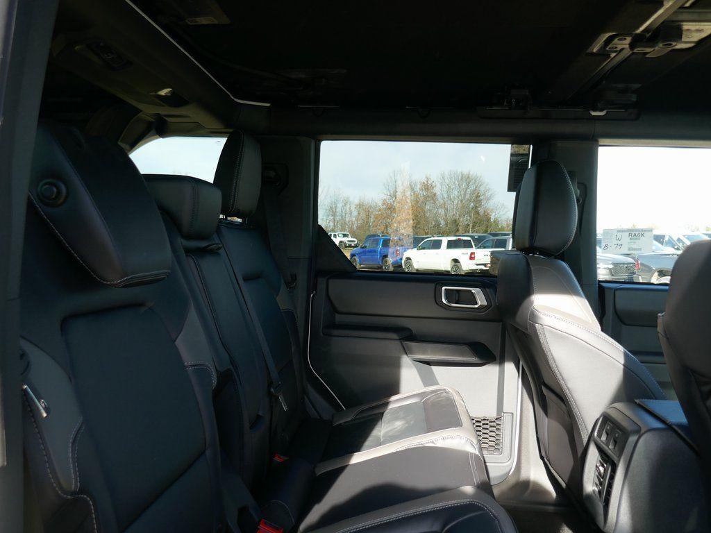 2025 Ford Bronco Outer Banks 4 Door 4x4