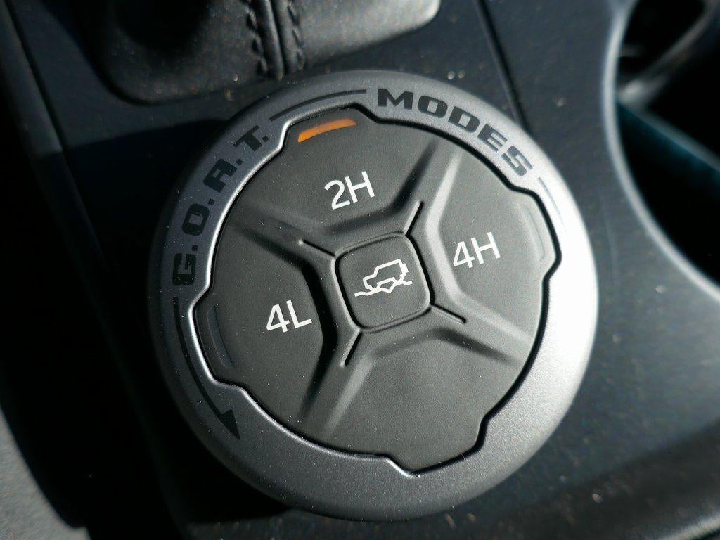 2025 Ford Bronco Outer Banks 4 Door 4x4